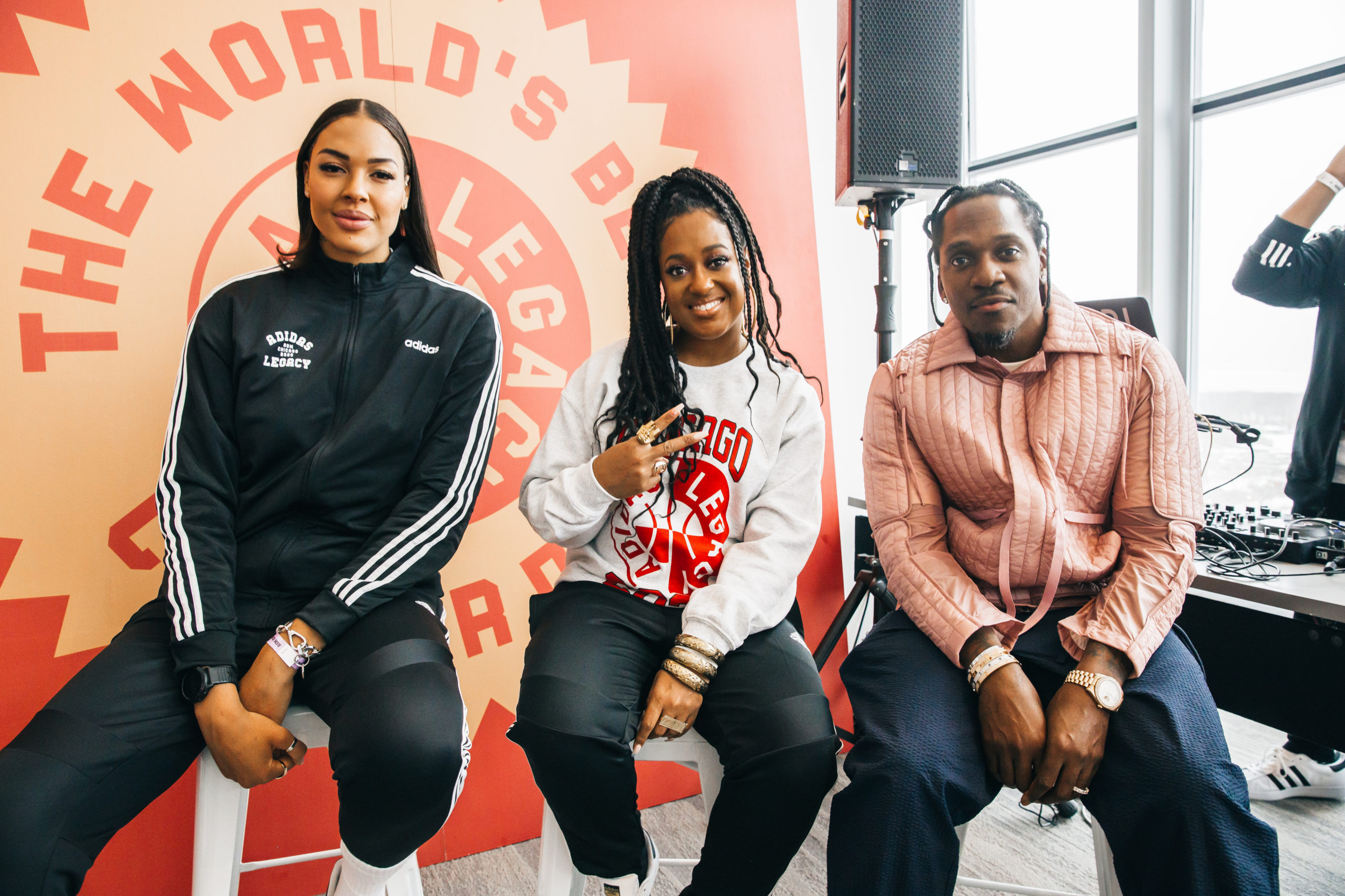 terrorismo Supervisar cine adidas Athletes & Entertainers including James Harden, Derrick Rose and  Candace Parker Hold the 'World's Best Career Day' for Chicago Student  Athletes During NBA All-Star Weekend - RESPECT. | The Photo Journal