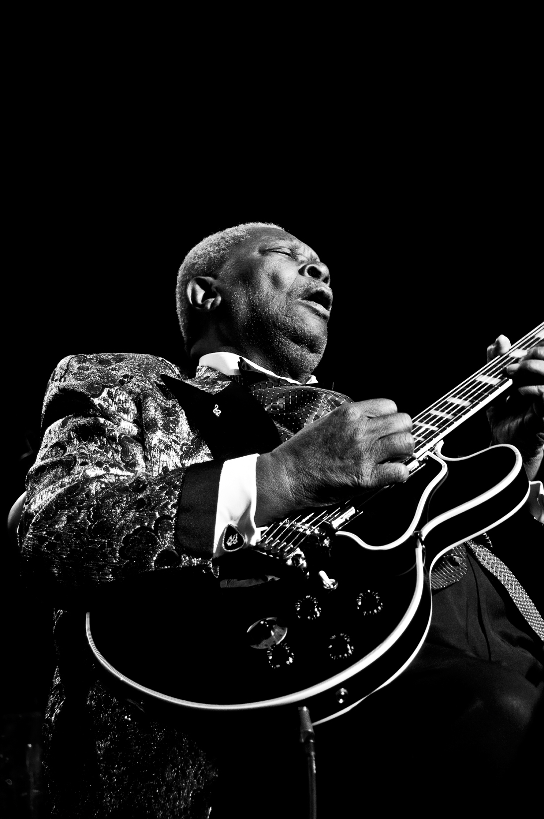 Respect The Blues ... Legend B.B. KING Thru The Lens Of Photographer ...